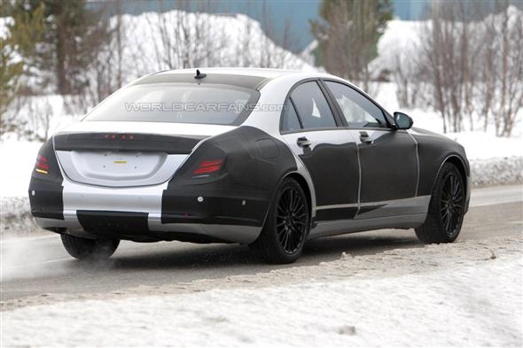 2013 Mercedes Clase S, cazado con menos camuflaje