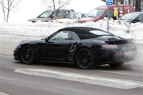 Porsche 911 Turbo Cabrio, fotos espía