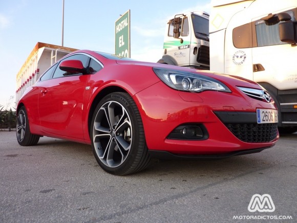 Prueba Opel Astra GTC 1.6 Turbo 180 caballos (Parte 1)