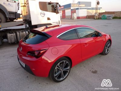 Prueba Opel Astra GTC 1.6 Turbo 180 caballos (Parte 2)