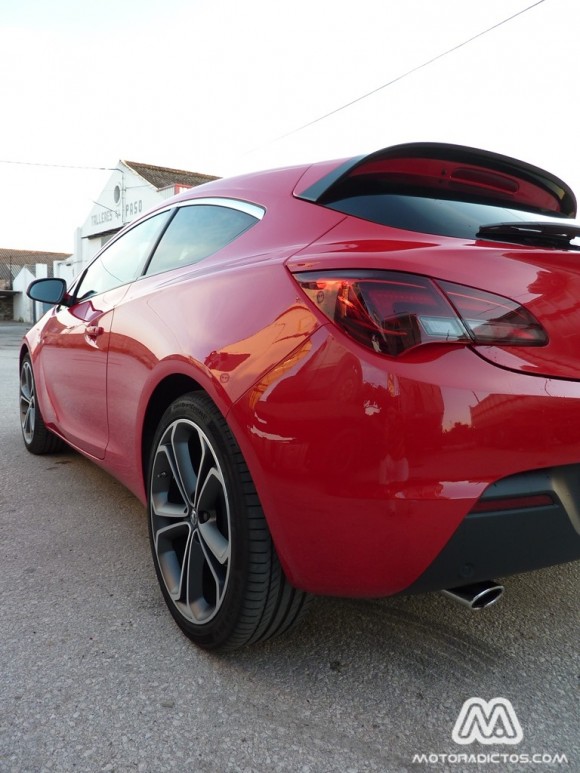 Prueba Opel Astra GTC 1.6 Turbo 180 caballos (Parte 1)