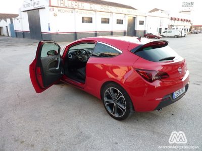 Prueba Opel Astra GTC 1.6 Turbo 180 caballos (Parte 2)