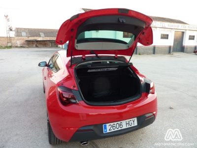 Prueba Opel Astra GTC 1.6 Turbo 180 caballos (Parte 2)