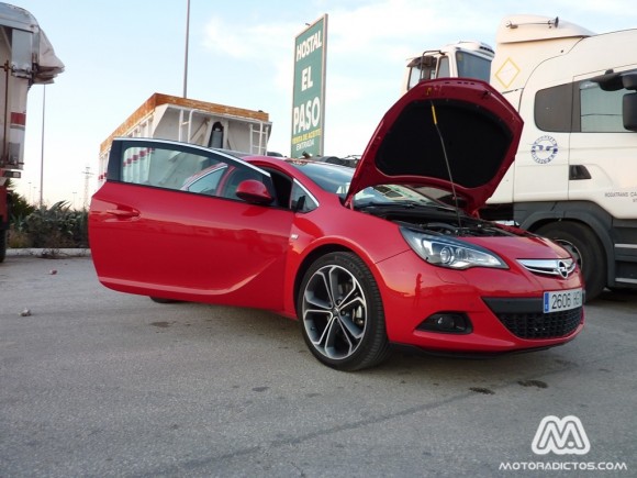 Prueba Opel Astra GTC 1.6 Turbo 180 caballos (Parte 2)