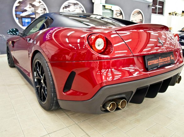 Romeo_Ferraris_Ferrari_599_GTO_03