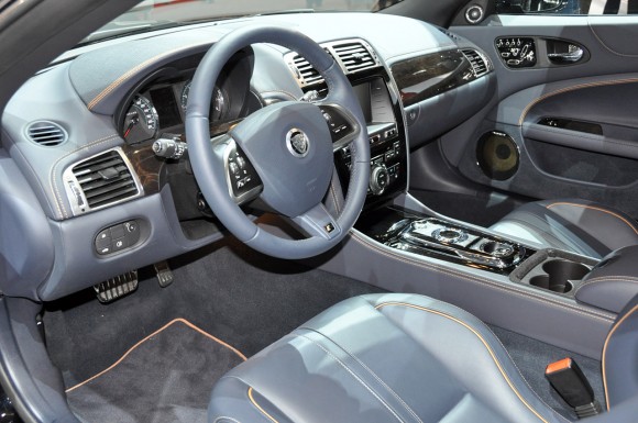 Ginebra 2012: Jaguar XKR Artisan Edition