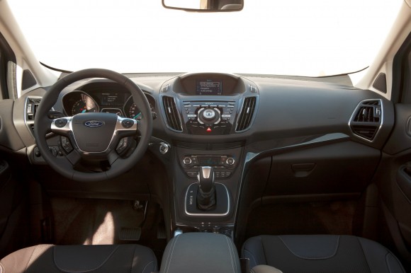 kuga-4