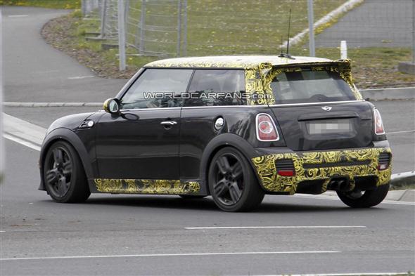 MINI Cooper JCW GP II, cazado