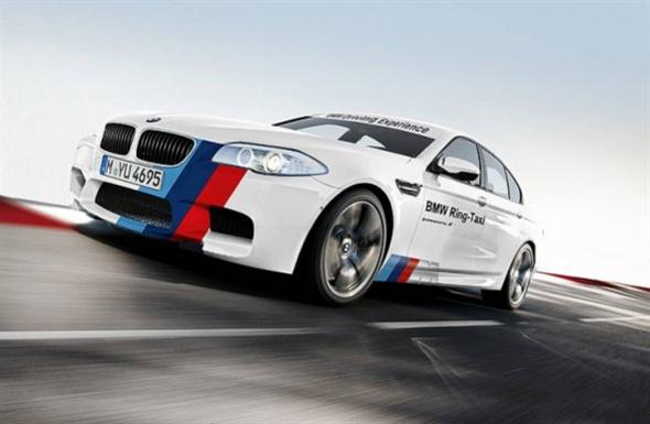 BMW_M5_F10_RingTaxi