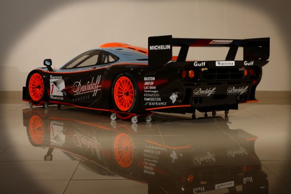 Un extraño McLaren F1 GTR ?Longtail? busca nuevo garaje