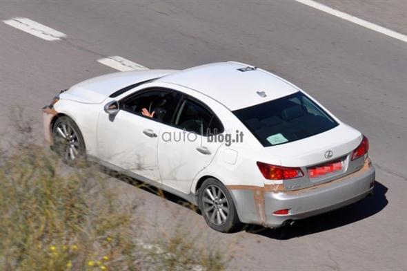 Fotos espía: próximo Lexus IS
