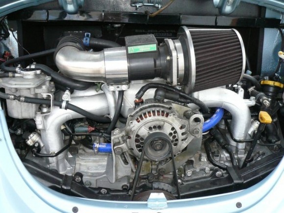 Volkswagen Beetle de 1973 con motor Subaru WRX STI 2.0 Turbo