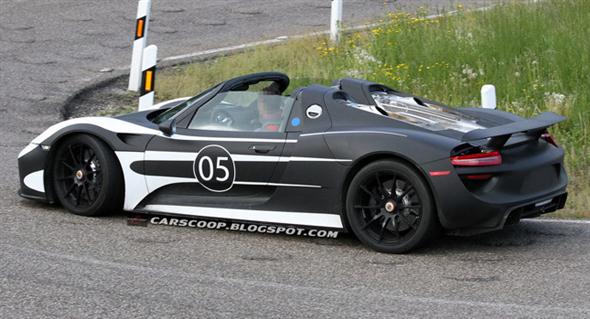 Porsche 918 Spyder, cazado a cielo descubierto