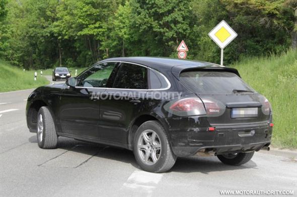 2014-porsche-macan-spy-shots_100390545_m
