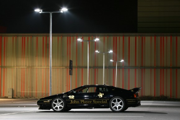 Cam-Shaft nos muestra su impresionante Lotus Esprit V8