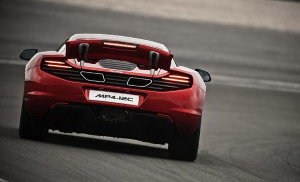 mclarenmp412c-09-627x380