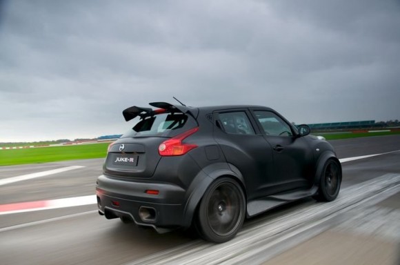 nissan-juke-r-shakedwown-1