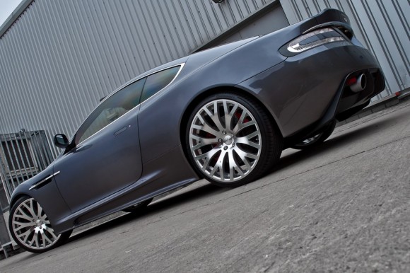 Aston Martin DBS por A.Kahn