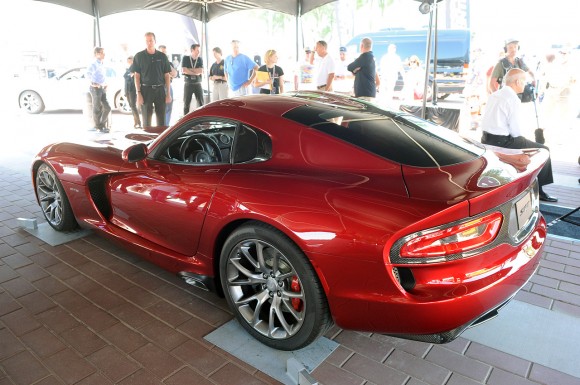 Subastan el primer SRT Viper por 300.000 dólares