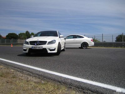 Curso de conducción deportiva Mercedes AMG en el circuito de Jarama