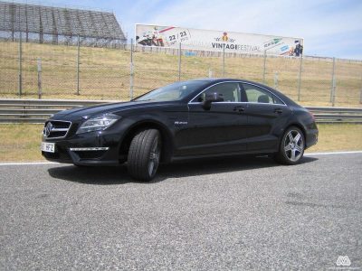 Curso de conducción deportiva Mercedes AMG en el circuito de Jarama