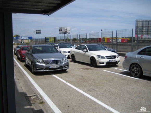 Curso de conducción deportiva Mercedes AMG en el circuito de Jarama