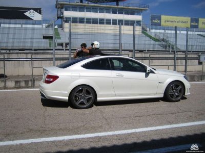 Curso de conducción deportiva Mercedes AMG en el circuito de Jarama