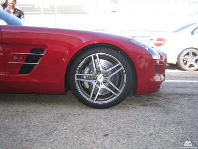 Curso de conducción deportiva Mercedes AMG en el circuito de Jarama