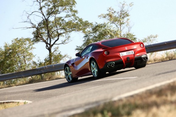 Ferrari F12berlinetta, nuevas fotos y vídeos