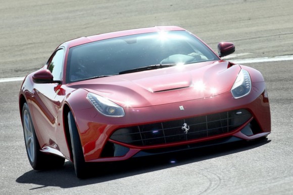 Ferrari F12berlinetta, nuevas fotos y vídeos