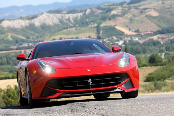 Ferrari F12berlinetta, nuevas fotos y vídeos