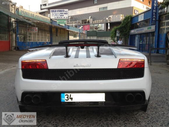 Destrozan un Lamborghini Gallardo LP570-4 Spyder en Turquía