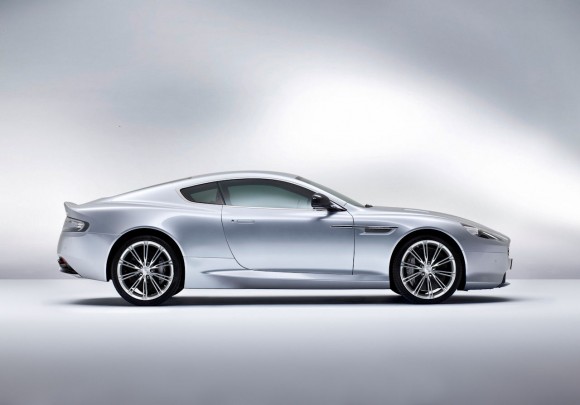 Aston Martin DB9 2013