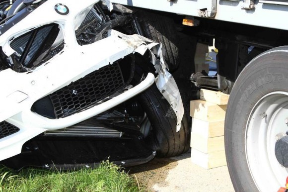 Un piloto de pruebas de BMW muere dentro de un Serie 3 híbrido