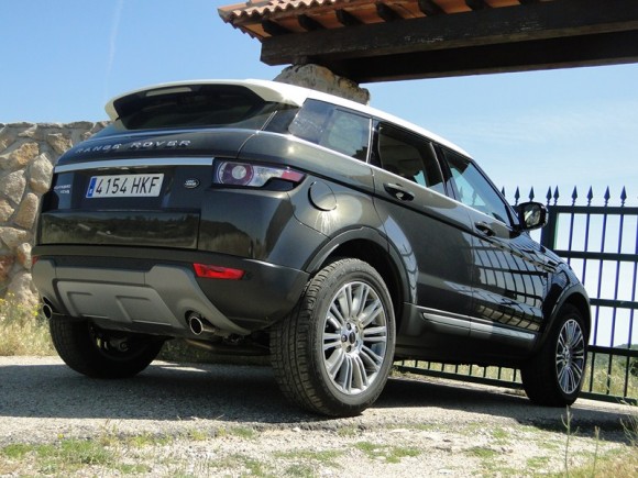 Land Rover está considerando un vehículo inferior al Evoque