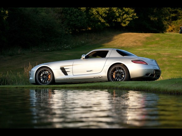 Mercedes SLS AMG MC700