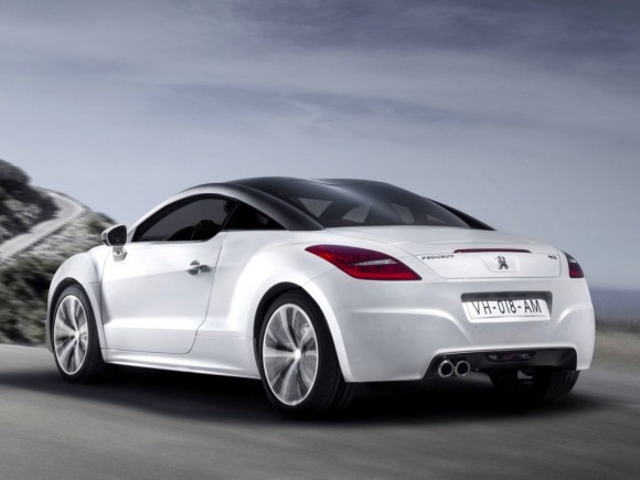 Peugeot actualiza el RCZ de cara a 2013