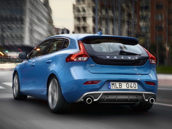 Volvo V40 R-Design, directo a París