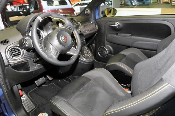 París 2012: Abarth 695 Fuori Serie Olio Fiat