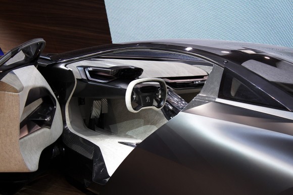 París 2012: Peugeot Onyx Concept