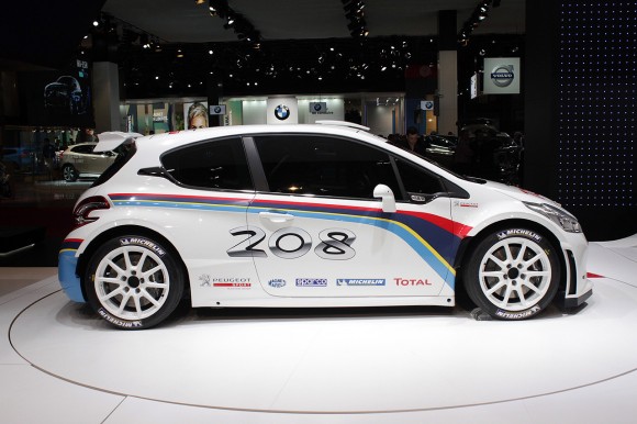 París 2012: Peugeot 208 R5