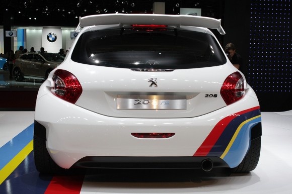 París 2012: Peugeot 208 R5