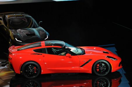 General Motors subastará el primer Chevrolet Corvette fabricado