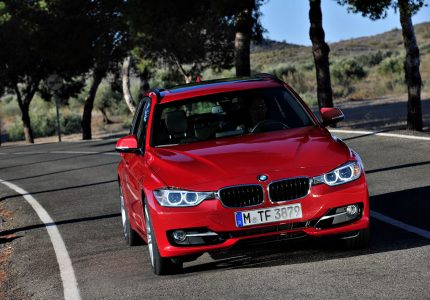 Nuevos motores y edición Essential Edition para el BMW Serie 3 Touring