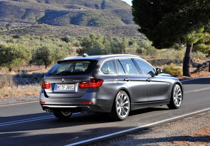 Nuevos motores y edición Essential Edition para el BMW Serie 3 Touring