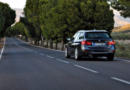 Nuevos motores y edición Essential Edition para el BMW Serie 3 Touring