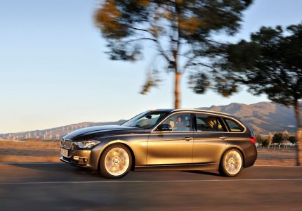 Nuevos motores y edición Essential Edition para el BMW Serie 3 Touring