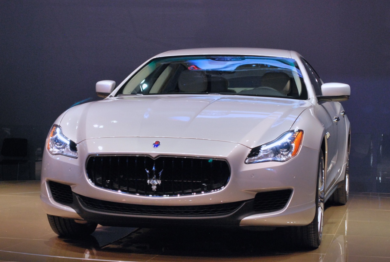 2014-maserati-quattroporte-detroit-2013-06