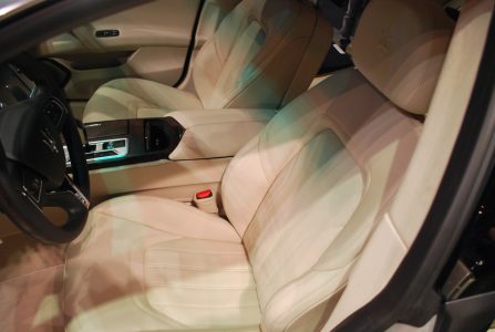 2014-maserati-quattroporte-detroit-2013-15