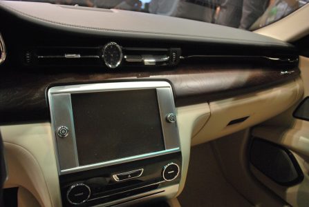 2014-maserati-quattroporte-detroit-2013-17